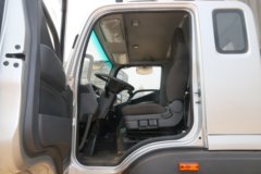 福田 瑞沃ES5 220马力 4X2 7.8米厢式载货车(BJ5184XXYKPFN-01)