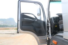 福田 瑞沃ES5 220马力 4X2 7.8米厢式载货车(BJ5184XXYKPFN-01)