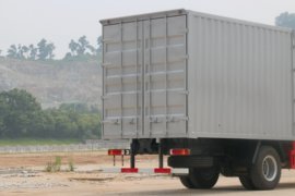 瑞沃ES5&nbsp;载货车上装                                                图片