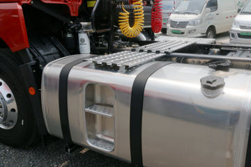 �ൺ��� JH6�ؿ� ׿Խ�� 400���� 6X4ǣ����(����)(CA4256P26K15T1E6A80)ͼƬ