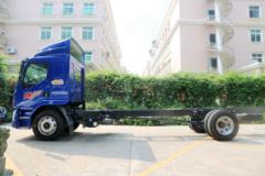 东风柳汽 新乘龙M3中卡 195马力 4X2 6.8米厢式载货车(国六)(LZ5180XXYM3AC1)