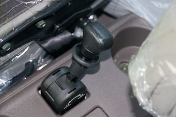 �������� �³���M3�п� 195���� 4X2 6.8����ʽ�ػ���(����)(LZ5180XXYM3AC1)ͼƬ