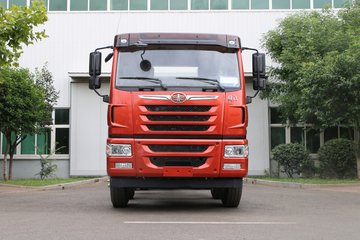 青岛解放 龙V 220马力 6X2 腐蚀性物品罐式运输车(锡宇牌)(法士特)(WXQ5253GFWC5)