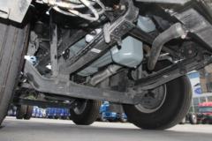青岛解放 JH6重卡 240马力 6X2 9.5米栏板载货车(法士特8挡)(CA1250P26K1L7T3E5A80)