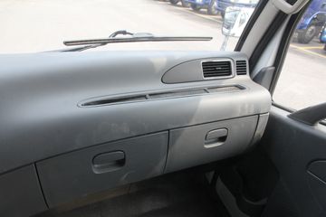 ���� ������K6-L 150���� 4X2 4.17����ȼ������ʽ���䳵(EQ5041XRQ8BDBACWXP)ͼƬ