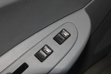 ���� ������K6-L 150���� 4X2 4.17����ȼ������ʽ���䳵(EQ5041XRQ8BDBACWXP)ͼƬ