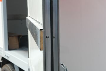 ���� ������K6-L 150���� 4X2 4.17����ȼ������ʽ���䳵(EQ5041XRQ8BDBACWXP)ͼƬ