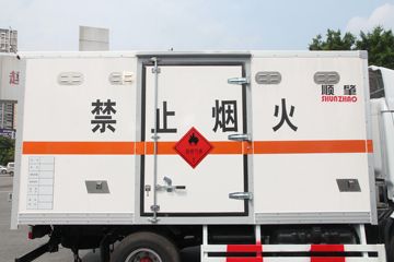 ���� ������K6-L 150���� 4X2 4.17����ȼ������ʽ���䳵(EQ5041XRQ8BDBACWXP)ͼƬ