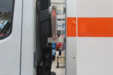 ���� ������K6-L 150���� 4X2 4.17����ȼ������ʽ���䳵(EQ5041XRQ8BDBACWXP)ͼƬ