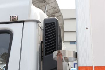 ���� ������K6-L 150���� 4X2 4.17����ȼ������ʽ���䳵(EQ5041XRQ8BDBACWXP)ͼƬ