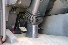 福田 欧曼GTL 6系重卡 270马力 6X2 9.53米仓栅式载货车(BJ5209CCY-AA)