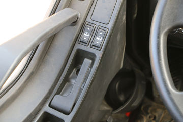 һ����� J6M�ؿ� 280���� 6X2 9.5�������ػ���(CA1250P63K1L6T3E5)ͼƬ