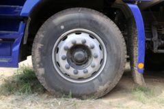 福田 欧曼EST 6系重卡 360马力 8X4 9.53米厢式载货车(440后桥)(BJ5319XXY-AA)