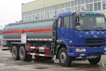 华菱之星 290马力 6X4 化工液体运输车(醒狮牌)(SLS5240GHYH3)