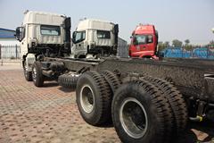 福田 欧曼ETX 9系重卡 336马力 8X4载货车(底盘)(BJ1313VNPJJ-S1)