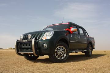 2011款福田 萨普Z 征服者 2.3L汽油 四驱 双排皮卡