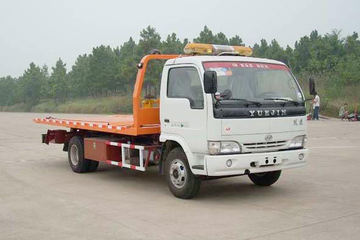 南京依维柯 跃进 110马力 4X2 清障车(楚飞牌)(CLQ5080TQZ3NJ)