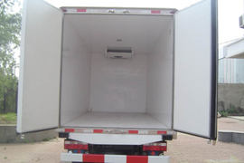 威铃&nbsp;冷藏车外观图片