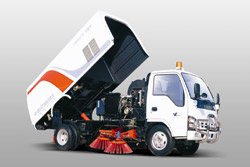 庆铃底盘&nbsp;扫路车外观图片