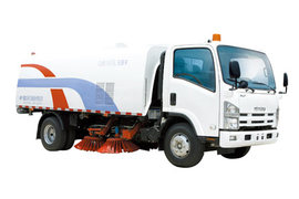 庆铃底盘&nbsp;扫路车外观图片