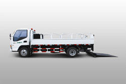 江淮帅铃底盘&nbsp;垃圾运输车外观图片