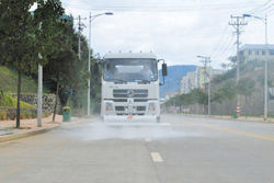 东风商用车底盘&nbsp;清洗车外观图片