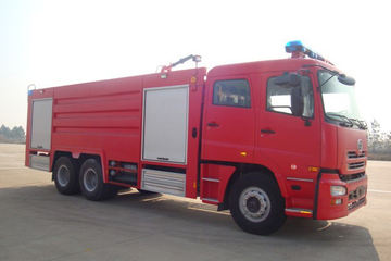 东风日产柴 优迪狮 388马力 6X4 消防车(光通牌)(MX5280GXFPM130UD)