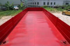三环十通 昊龙 280马力 8X2 8.7米栏板载货车(STQ1311L16Y4A5)