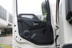 东风商用车 天锦KR 230马力 4X2 排半载货车底盘(国六)(DFH1180E7)