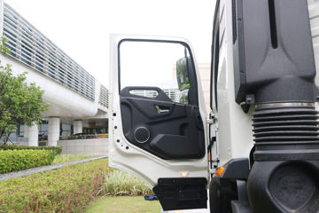 ó KR 230 4X2 Űػ()(DFH1180E7)ͼƬ