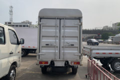 福田 驭菱VQ1 1.2L 86马力 汽油 3.05米单排仓栅式微卡(BJ5030CCY-Y2)