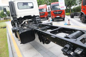 ó KR 230 4X2 Űػ()(DFH1180E7)ͼƬ
