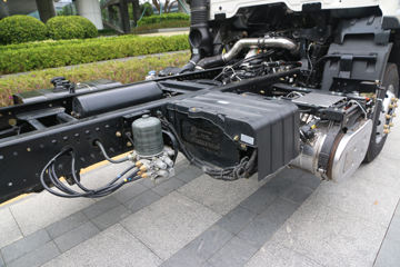 ó KR 230 4X2 Űػ()(DFH1180E7)ͼƬ