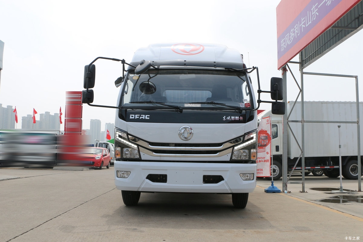 东风 多利卡D6 102马力 4X2 4.05米气瓶运输车(江特牌)