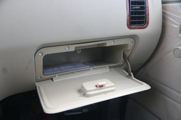 �����ڱ� H3 90���� 3.7�׵�������΢��(BJ1040D10HS)ͼƬ