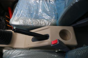 �����ڱ� H3 90���� 3.7�׵�������΢��(BJ1040D10HS)ͼƬ