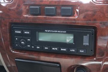 �����ڱ� H3 90���� 3.7�׵�������΢��(BJ1040D10HS)ͼƬ