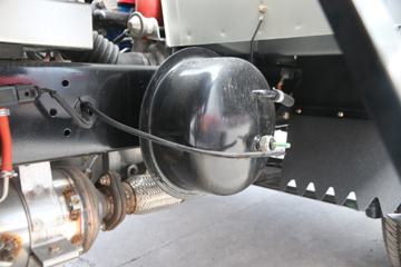 �����ڱ� H3 90���� 3.7�׵�������΢��(BJ1040D10HS)ͼƬ