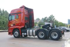 一汽解放 J7重卡 550马力 6X4牵引车(CA4250P77K25T1E5) 一汽解放 J7重卡 550马力 6X4牵引车(CA4250P77K25T1E5)