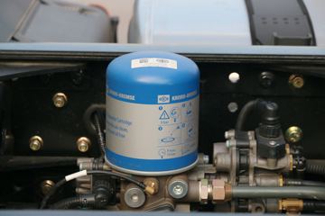 һ����� J7�ؿ� 550���� 6X4ǣ����(CA4250P77K25T1E5)ͼƬ