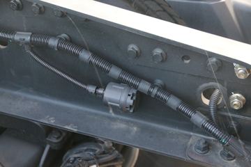 һ����� J7�ؿ� 550���� 6X4ǣ����(CA4250P77K25T1E5)ͼƬ