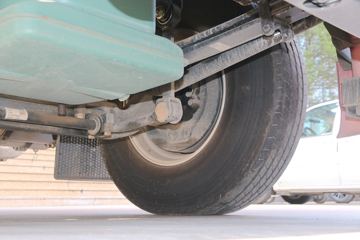 һ����� J7�ؿ� 550���� 6X4ǣ����(CA4250P77K25T1E5)ͼƬ