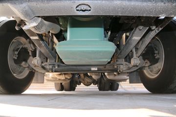 һ����� J7�ؿ� 550���� 6X4ǣ����(CA4250P77K25T1E5)ͼƬ