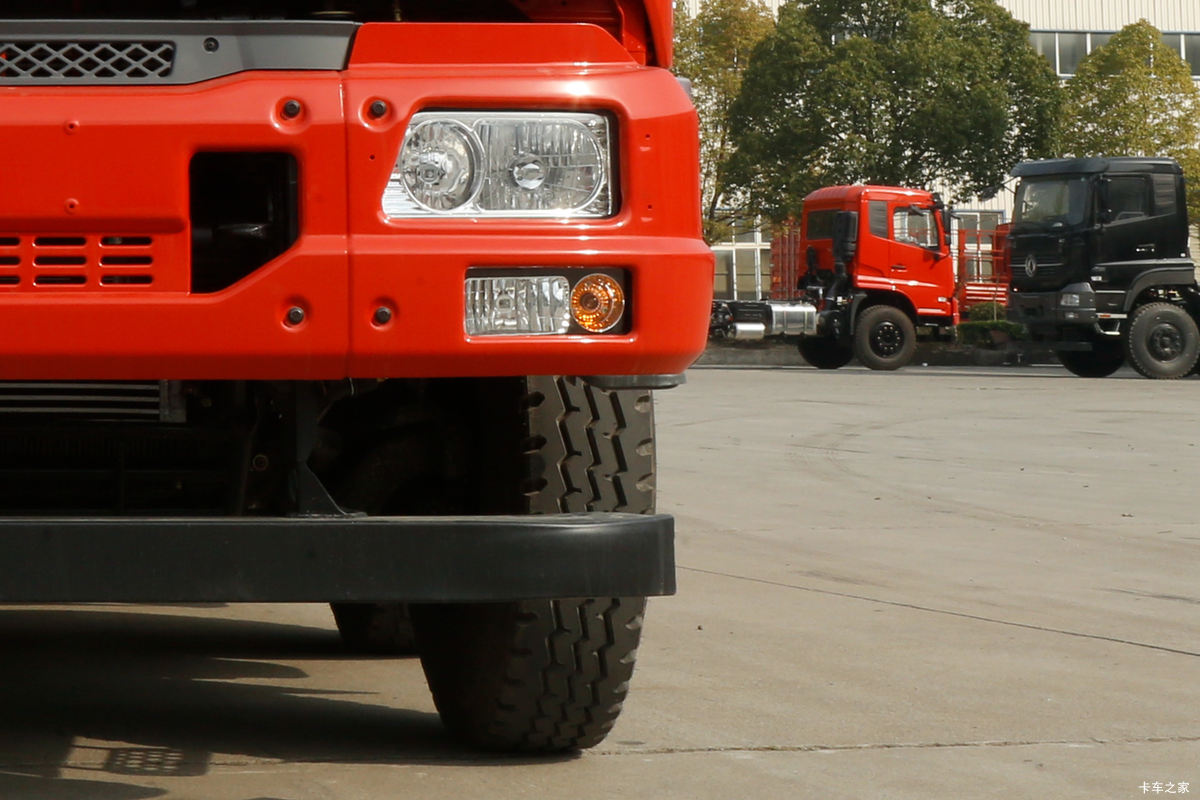 �������ó� ����ؿ� 310���� 8X4 6����ж��(DFH3310B2)���                                                