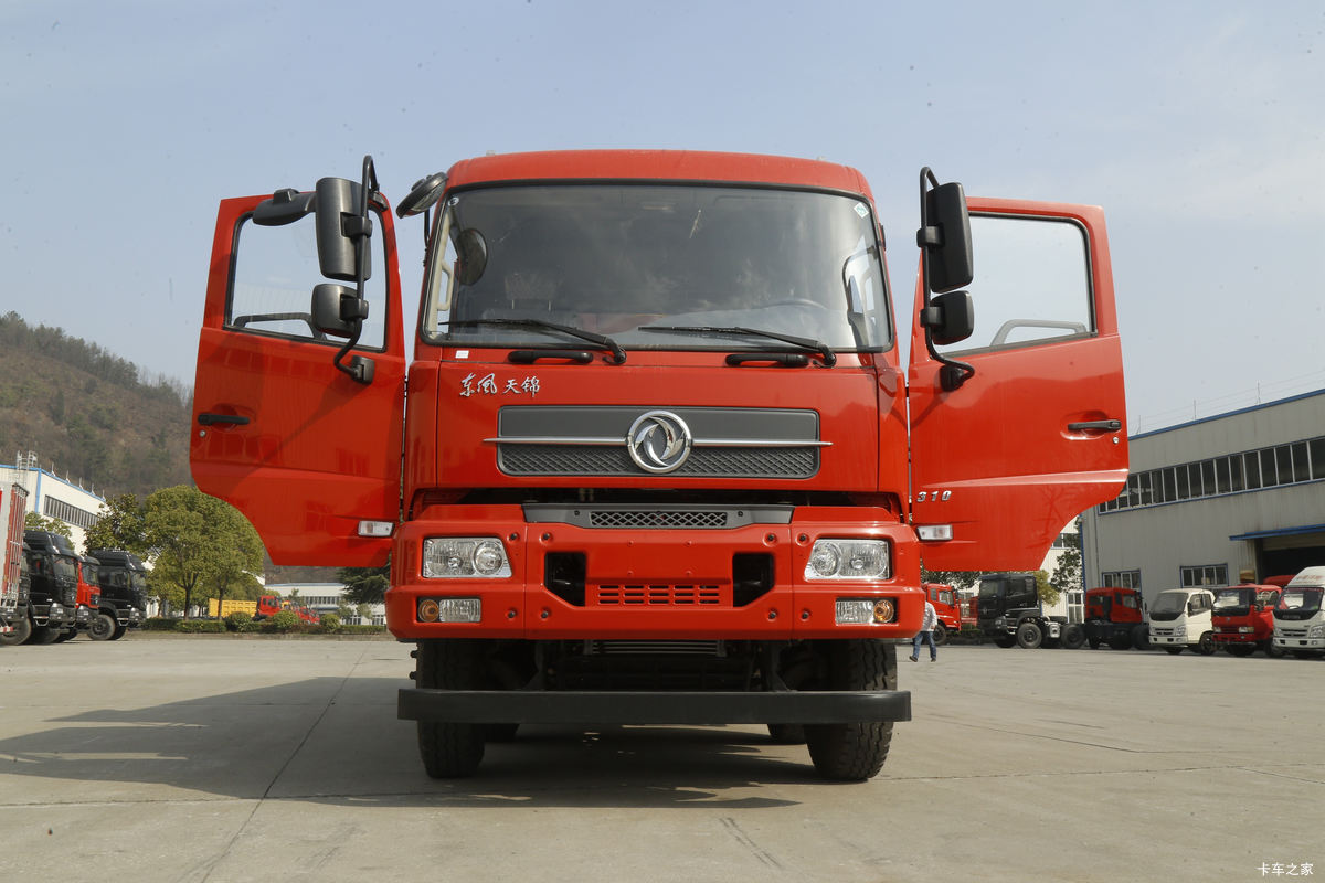 �������ó� ����ؿ� 310���� 8X4 6����ж��(DFH3310B2)���                                                