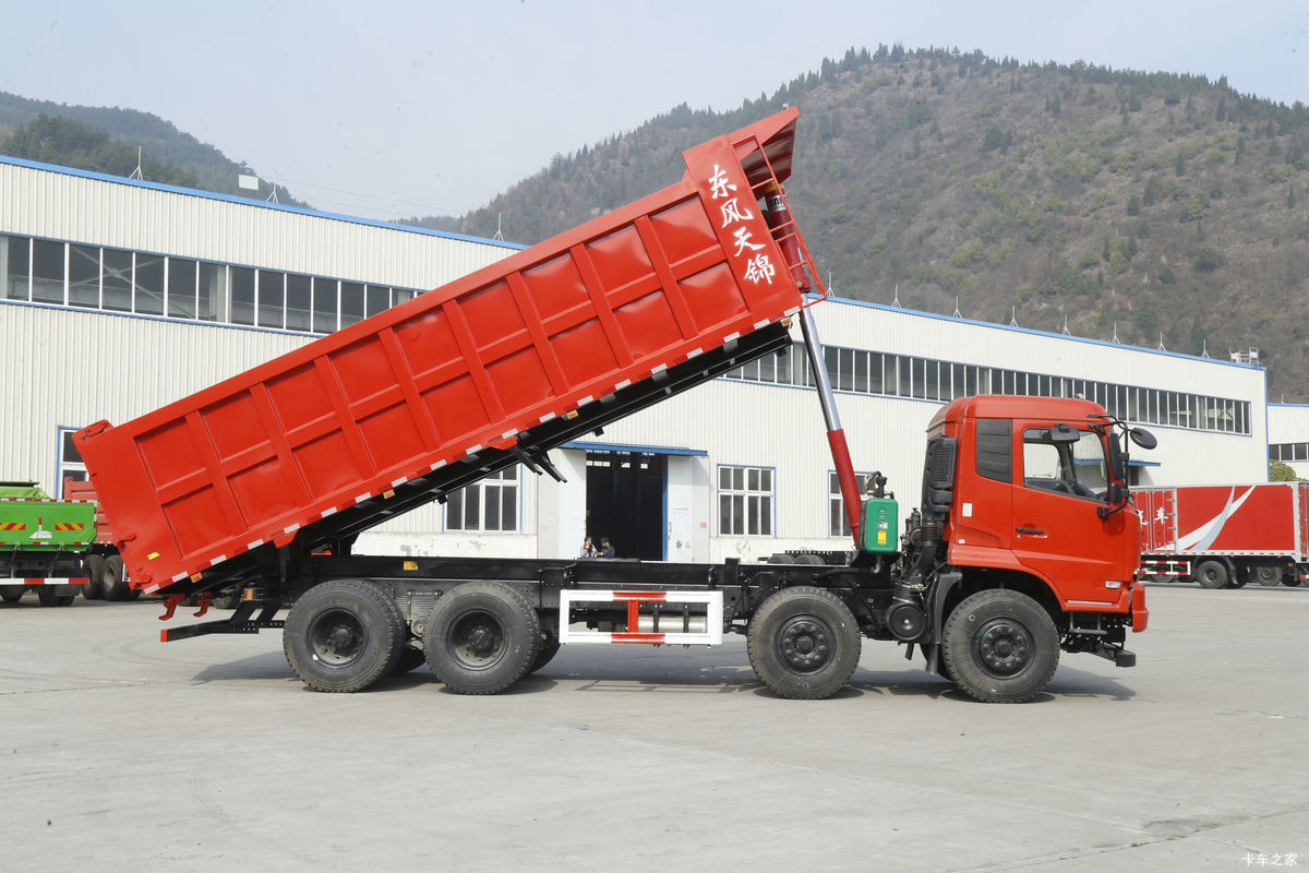 �������ó� ����ؿ� 310���� 8X4 6����ж��(DFH3310B2)���                                                