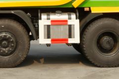 东风商用车 天龙KC重卡 385马力 8X4 7.6米自卸车(9T前桥)(DFH3310A7)