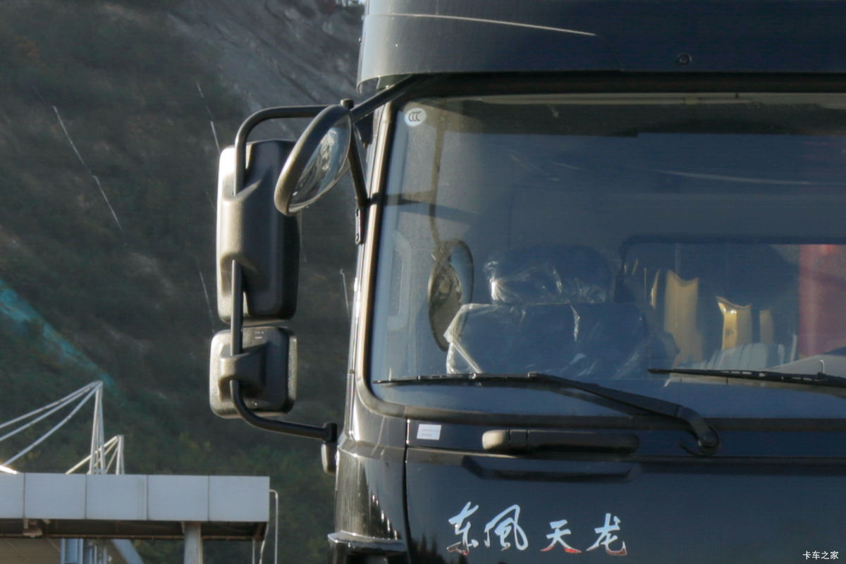 ó KCؿ 350 8X4 7.2ж(2050)(DFH3310A3)                                                