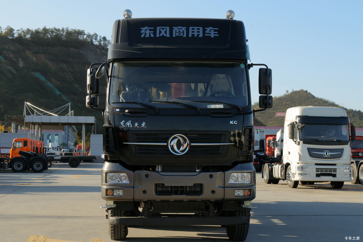 ó KCؿ 350 8X4 7.2ж(2050)(DFH3310A3)                                                