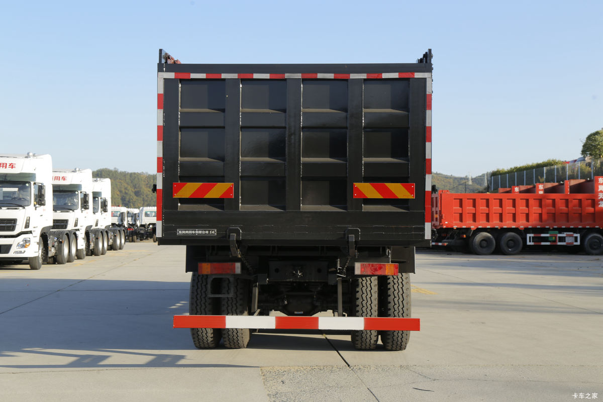 ó KCؿ 350 8X4 7.2ж(2050)(DFH3310A3)                                                